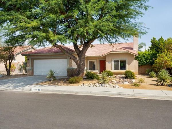 1598 Amelia Way, Palm Springs, CA 92262
