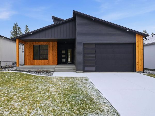 3335 S Morrill Ln, Spokane, WA 99223