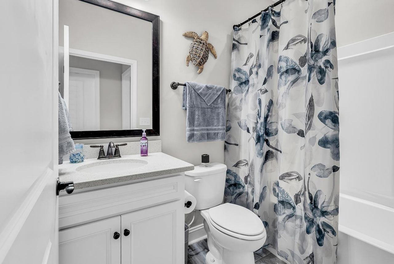 6060 Trieste St. Photo 22