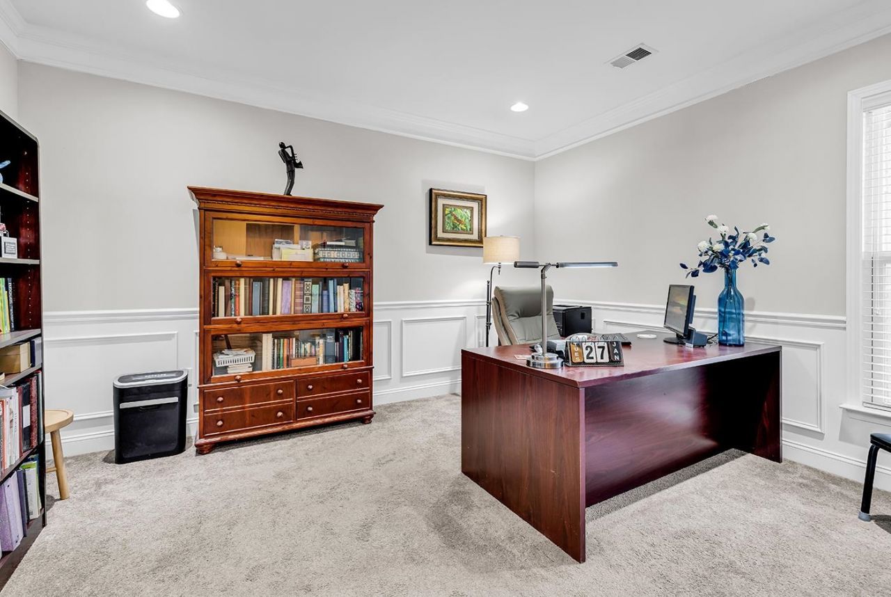 6060 Trieste St. Photo 23