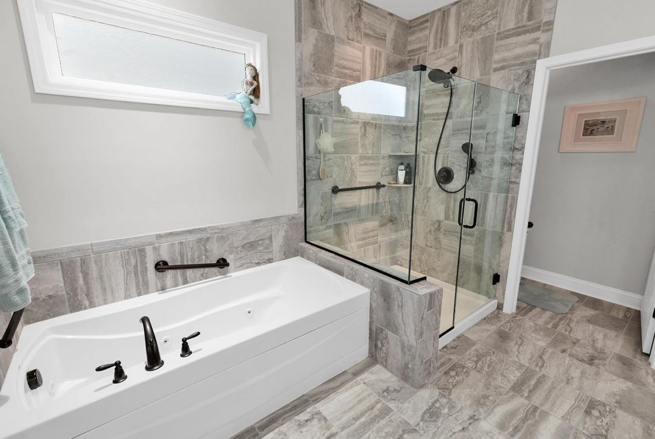 6060 Trieste St. Photo 31