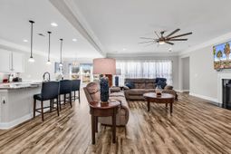 6060 Trieste St. photo 4