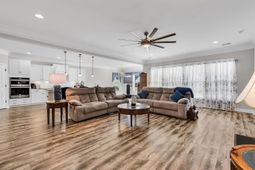 6060 Trieste St. photo 4