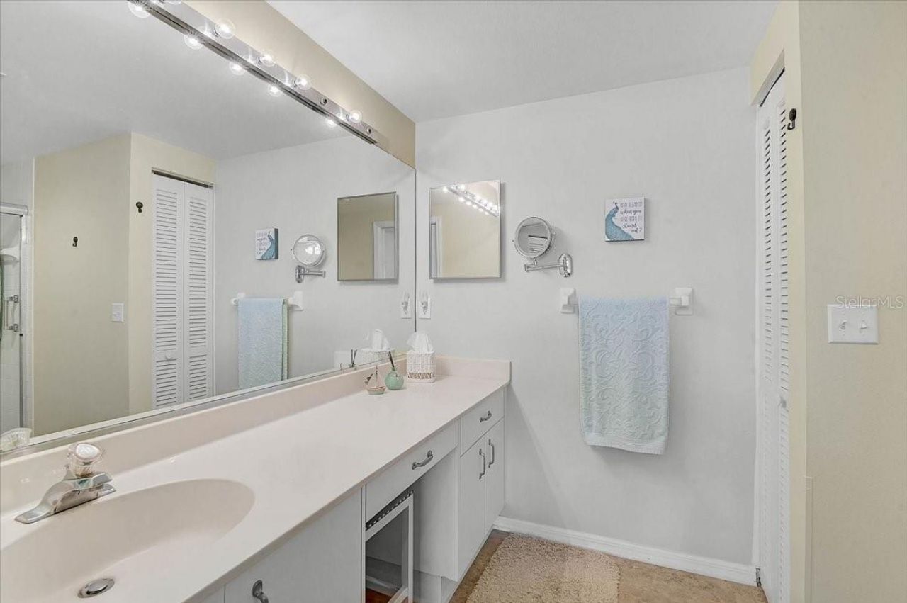 4215 Caddie Drive E, Unit 102, Bradenton, FL 34203 Photo