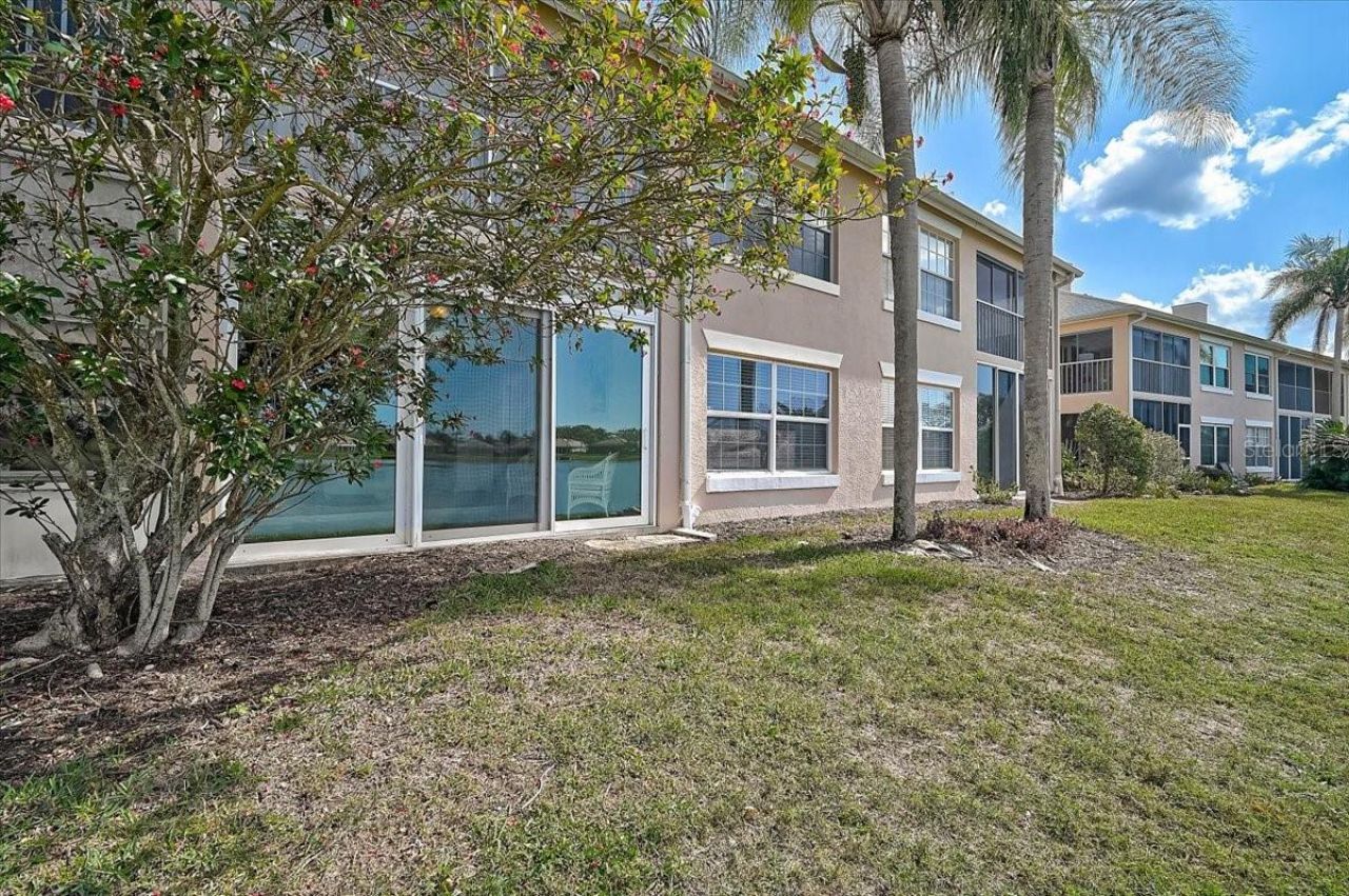 4215 Caddie Drive E, Unit 102, Bradenton, FL 34203 Photo