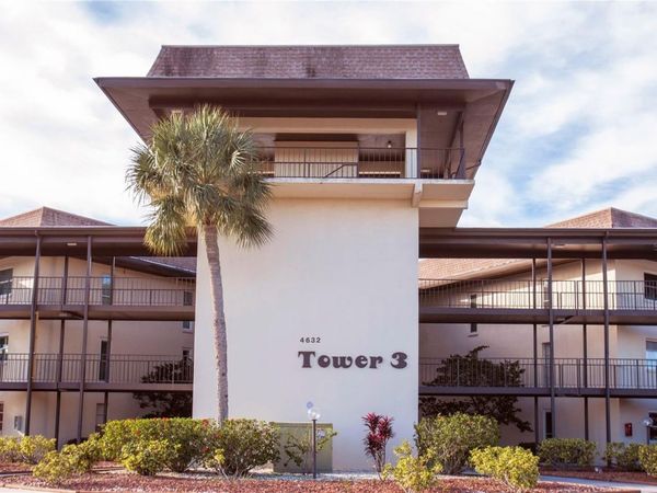 4632 MARINE PARKWAY, Unit 201, NEW PORT RICHEY, FL 34652