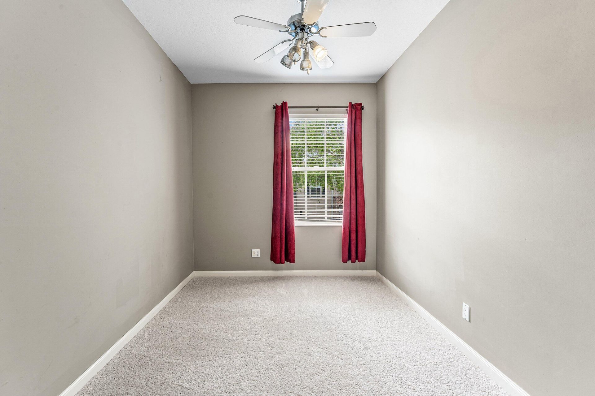 37 Tall Oaks Circle, Tequesta, FL 33469 Photo