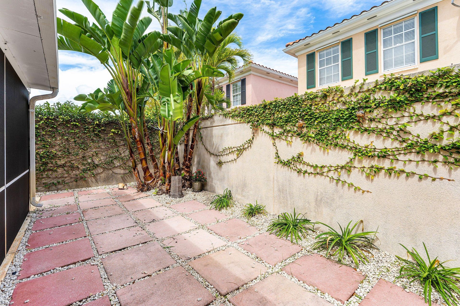 37 Tall Oaks Circle, Tequesta, FL 33469 Photo