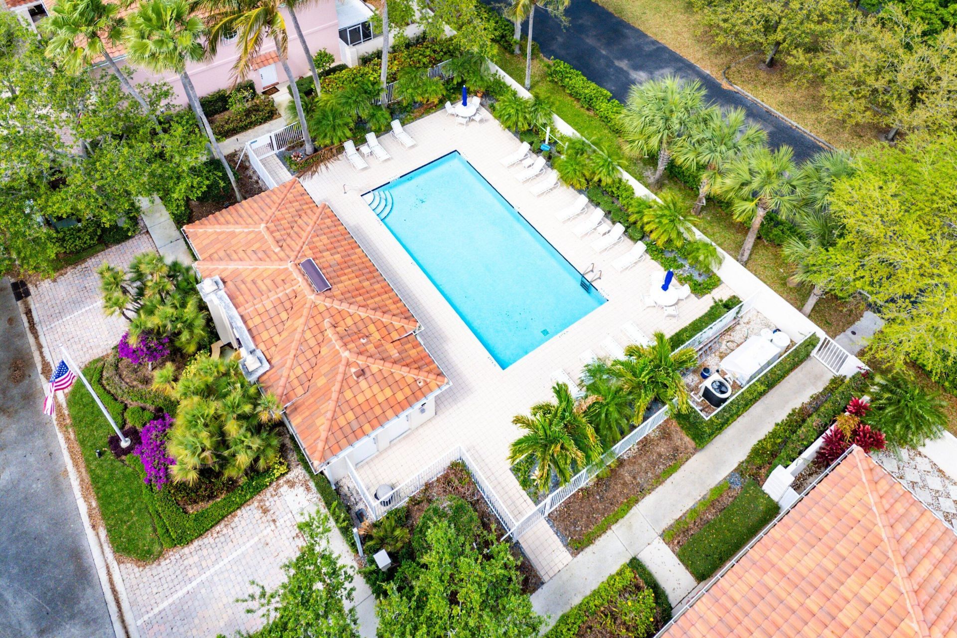 37 Tall Oaks Circle, Tequesta, FL 33469 Photo