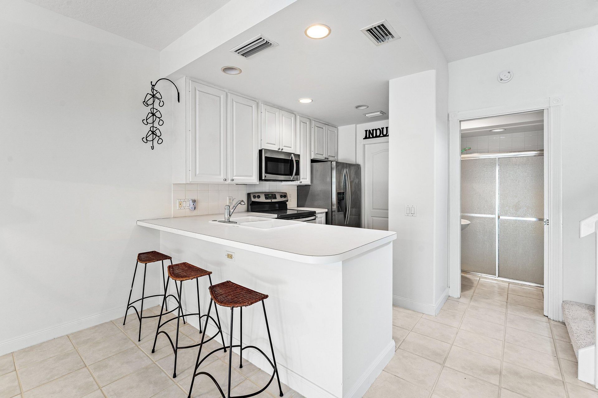 37 Tall Oaks Circle, Tequesta, FL 33469 Photo