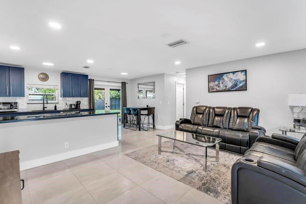 5070 SW 94 Terrace, Cooper City, FL 33328 Photo