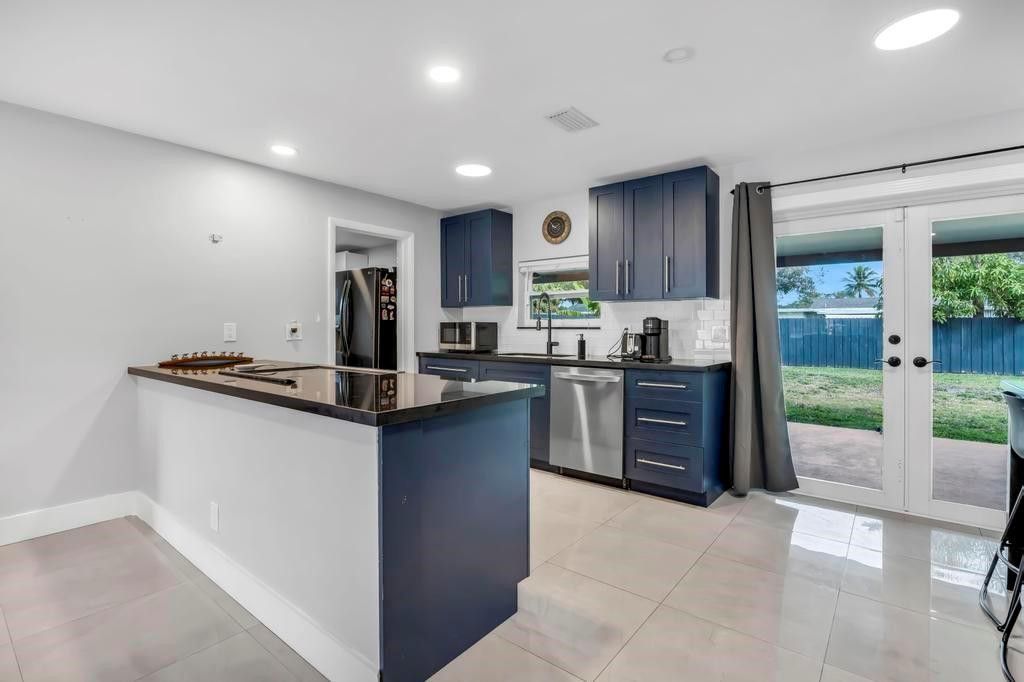 5070 SW 94 Terrace, Cooper City, FL 33328 Photo