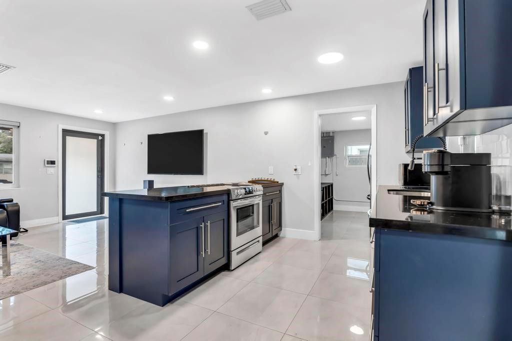 5070 SW 94 Terrace, Cooper City, FL 33328 Photo