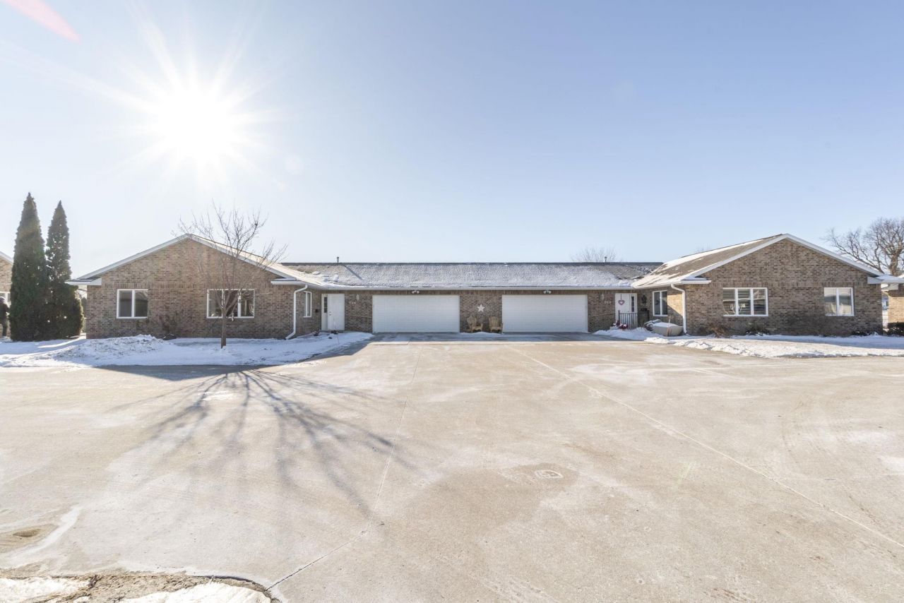 764 Stevens Street , Jesup, IA 50648 Main Photo