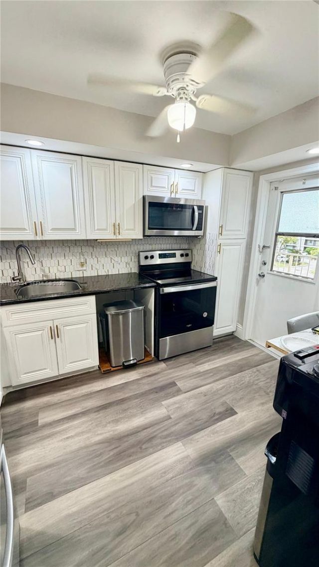 2651 S Course Dr, Unit 410, Pompano Beach, FL 33069 Photo