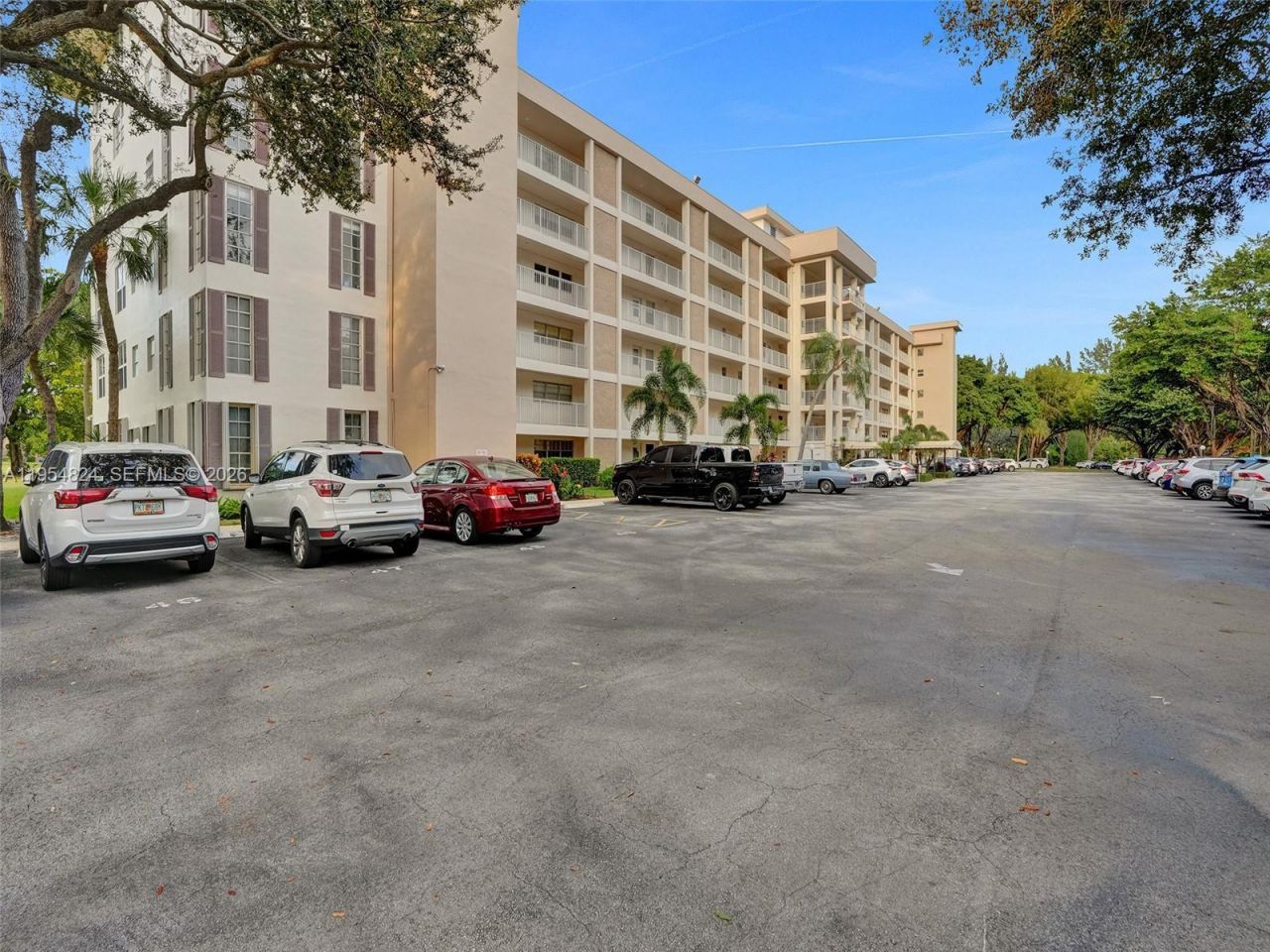 2651 S Course Dr, Unit 410, Pompano Beach, FL 33069 Photo