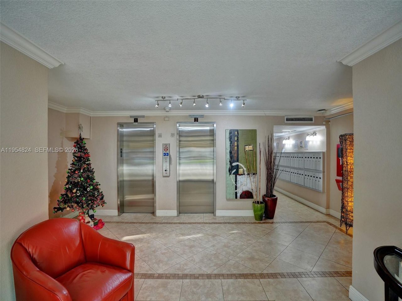2651 S Course Dr, Unit 410, Pompano Beach, FL 33069 Photo