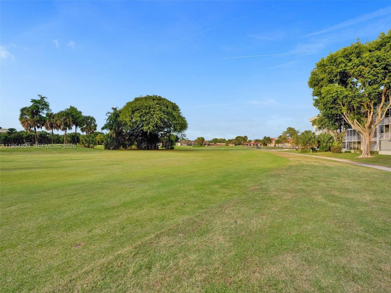 2651 S Course Dr, Unit 410, Pompano Beach, FL 33069 Photo