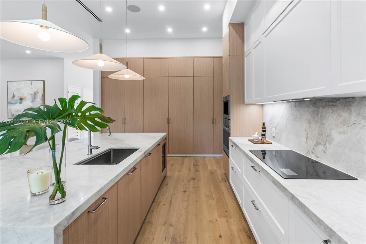 7605 SW 71st Ave, Miami, FL 33143 Photo