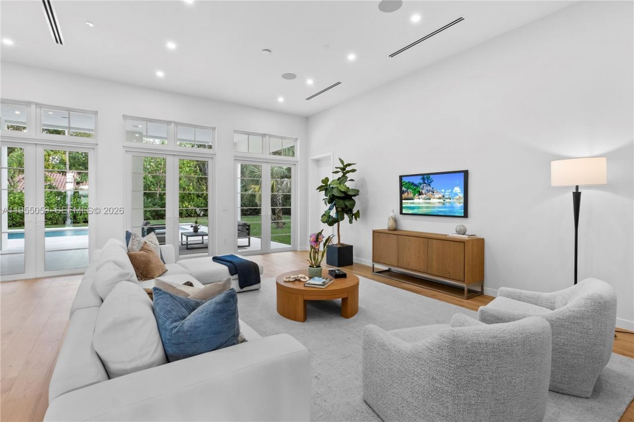 7605 SW 71st Ave, Miami, FL 33143 Photo