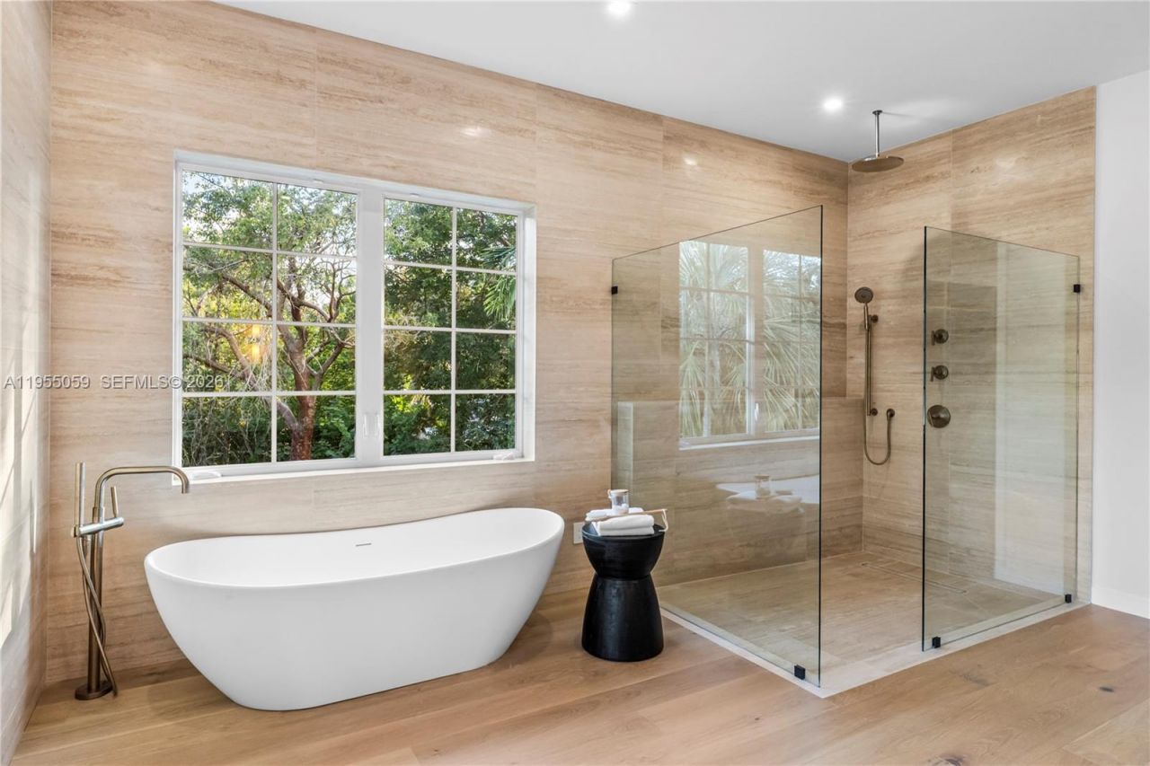 7605 SW 71st Ave, Miami, FL 33143 Photo