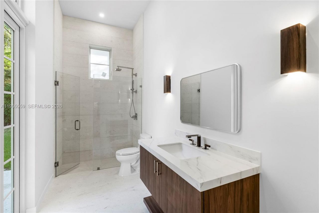 7605 SW 71st Ave, Miami, FL 33143 Photo