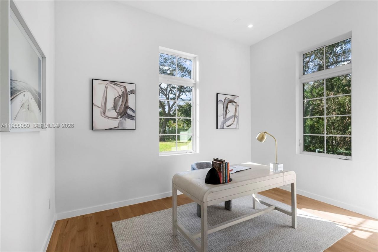 7605 SW 71st Ave, Miami, FL 33143 Photo