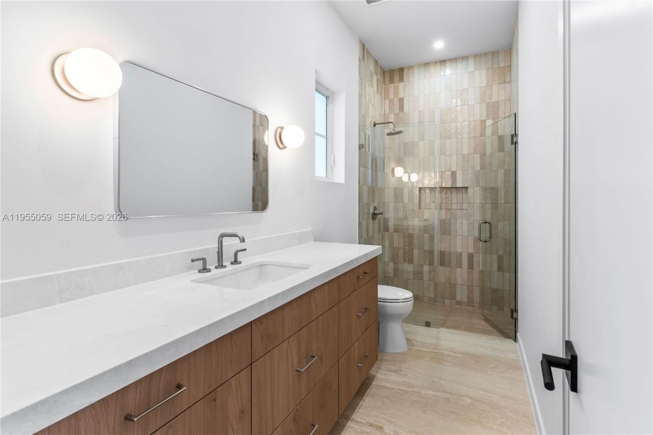 7605 SW 71st Ave, Miami, FL 33143 Photo