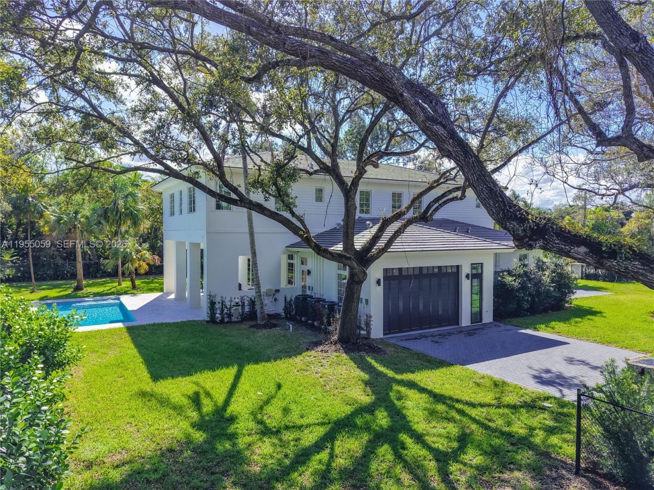 7605 SW 71st Ave, Miami, FL 33143 Photo