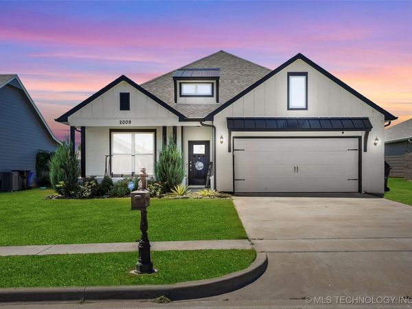 2009 W Huntsville Court , Broken Arrow, OK 74011