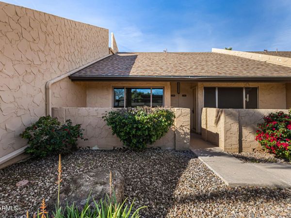 8055 E THOMAS Road, Unit E106, Scottsdale, AZ 85251