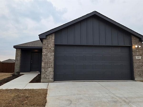 103 Choctaw Drive, Leonard, TX 75452