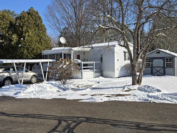 2 Archer Circle, Epsom, NH 03234