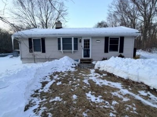 17 Stempert Rd, Frankford, NJ 07826