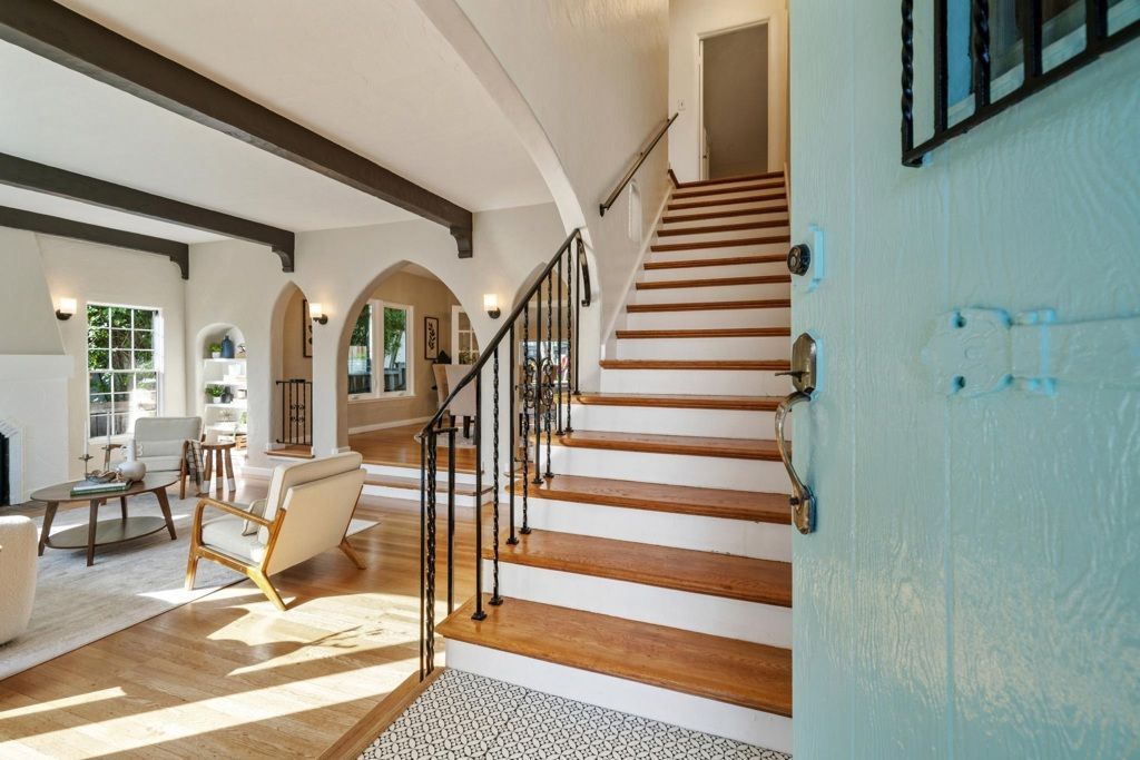 2621 2621 Kingsland Ave, Oakland, CA 94619 Main Photo