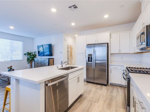 145 Aqua Commons Lane, Henderson, NV 89015