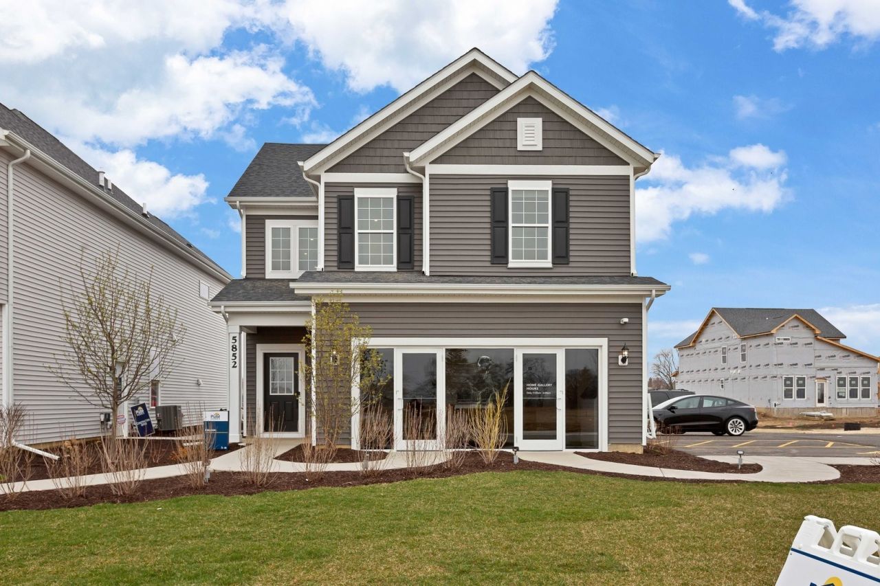 2547 Tailshot Road, Naperville, IL 60564 Main Photo