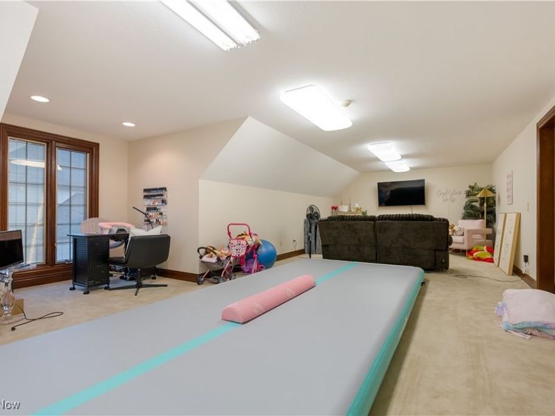 6182 Bertram Avenue NW, Canton, OH 44718 Photo 31