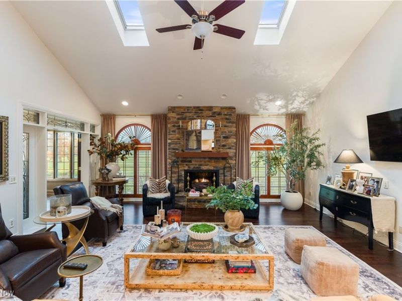 6182 Bertram Avenue NW, Canton, OH 44718 Photo 9