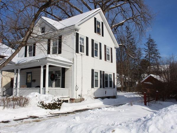 89 Columbus Ave, Greenfield, MA 01301