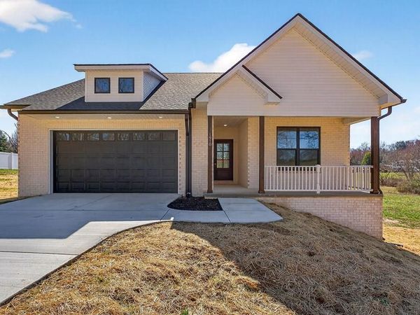 1910 Herbert Garrett Rd, Cookeville, TN 38506