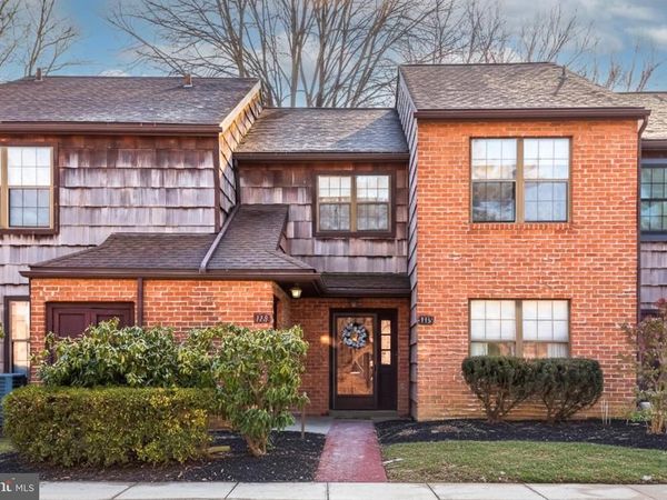 116 CHASE ROAD, CHESTERBROOK, PA 19087