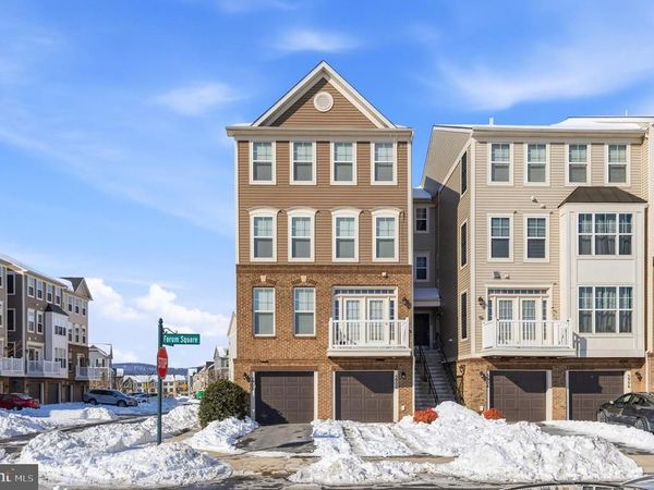 5902 FORUM SQUARE, FREDERICK, MD 21703