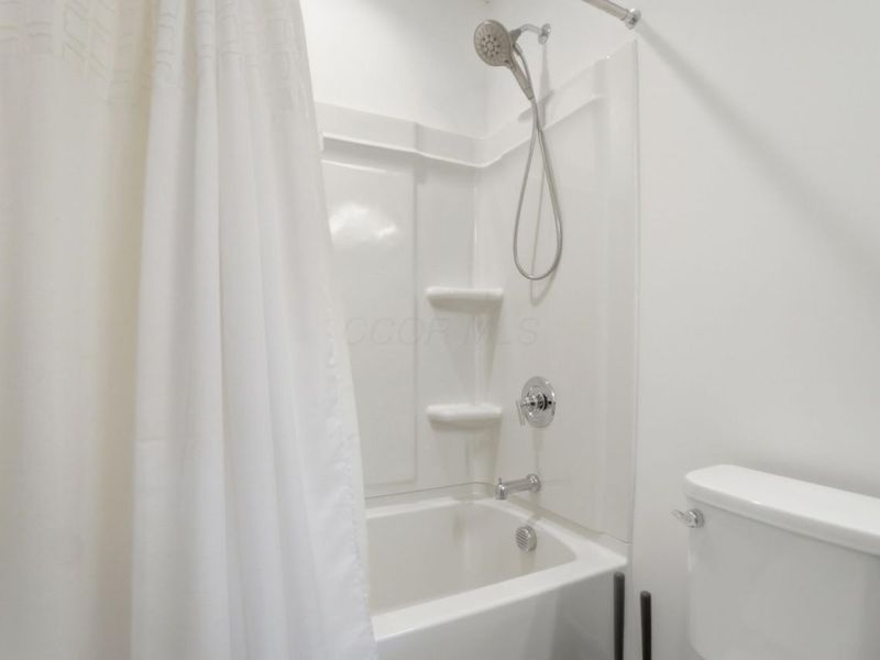 6245 Kemp Street, Westerville, OH 43081 Photo 32