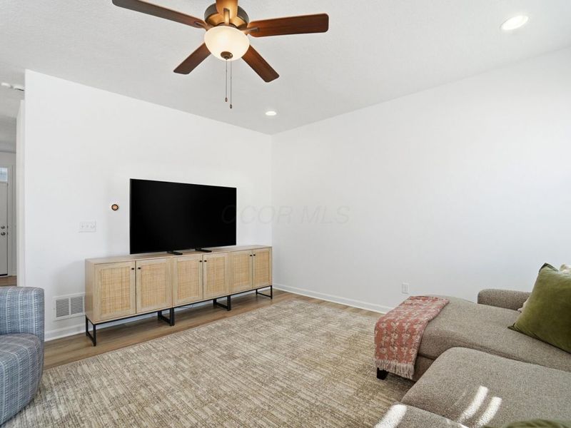 6245 Kemp Street, Westerville, OH 43081 Photo 8