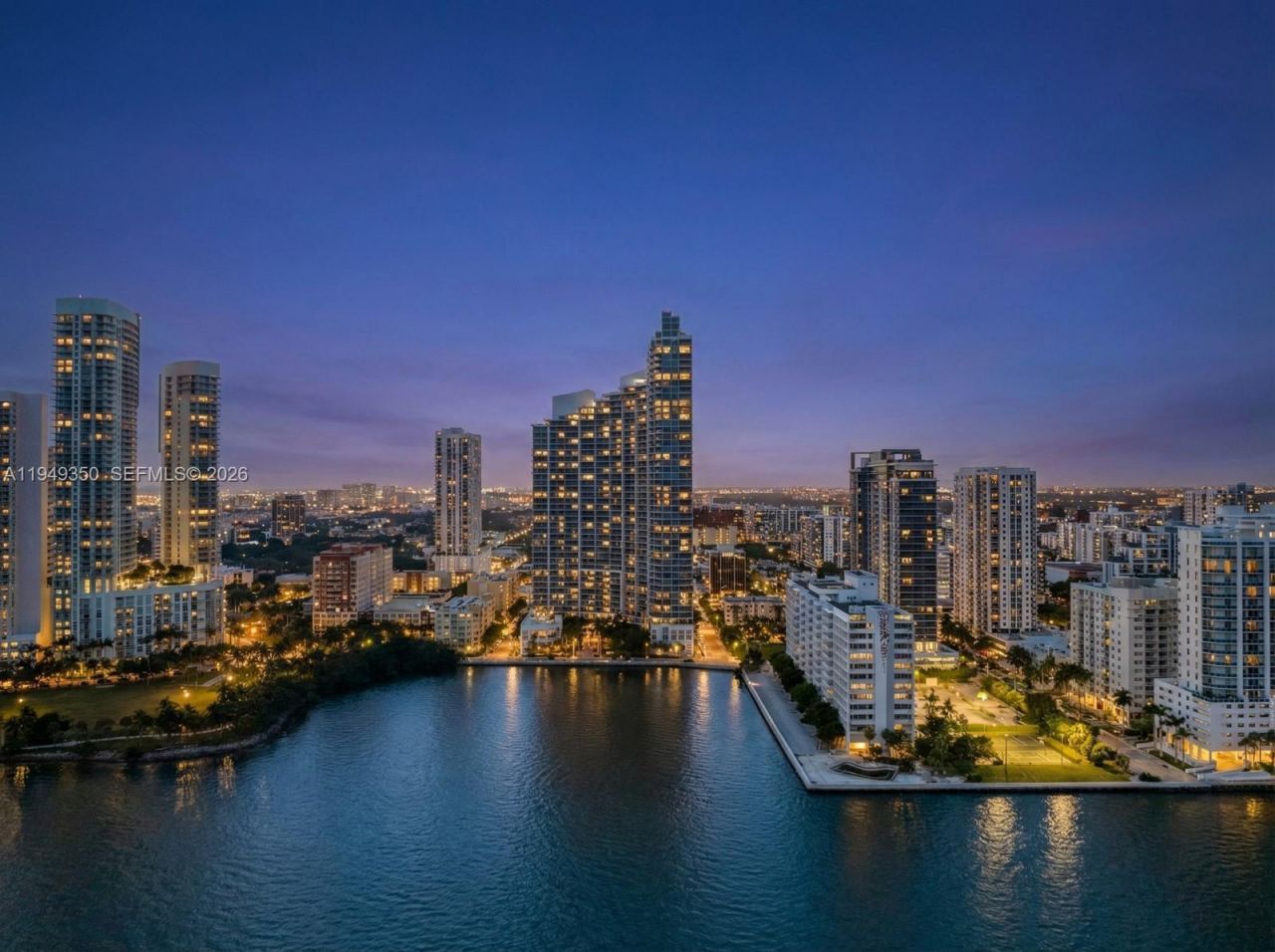 2020 N Bayshore Dr, Unit PH4302, Miami, FL 33137 Photo