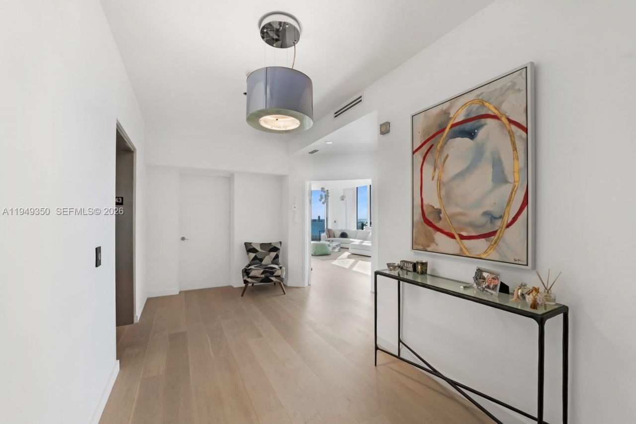 2020 N Bayshore Dr, Unit PH4302, Miami, FL 33137 Photo