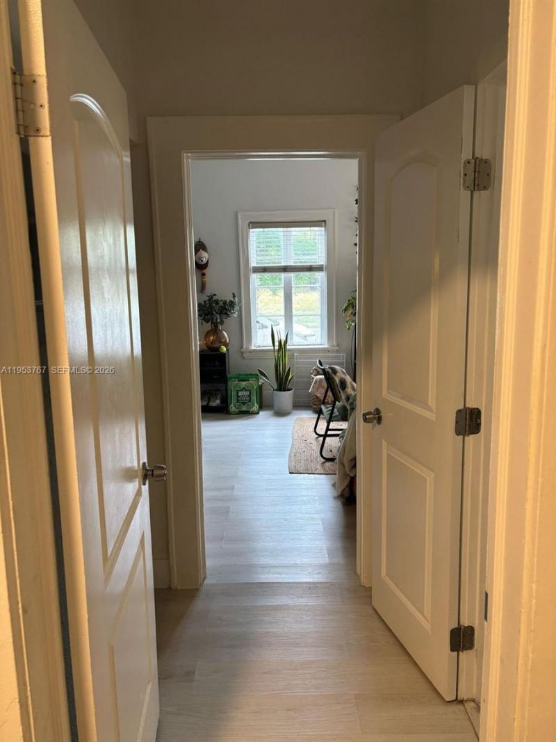 126 Mendoza Ave, Unit 2, Coral Gables, FL 33134 Photo