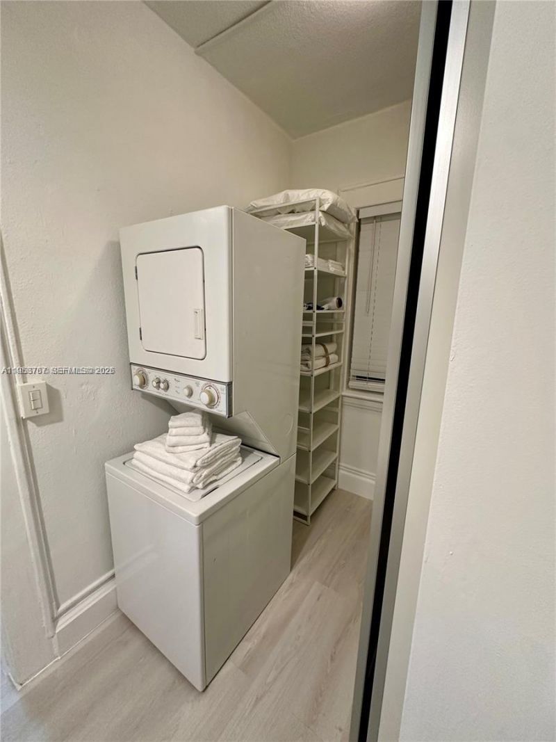 126 Mendoza Ave, Unit 2, Coral Gables, FL 33134 Photo