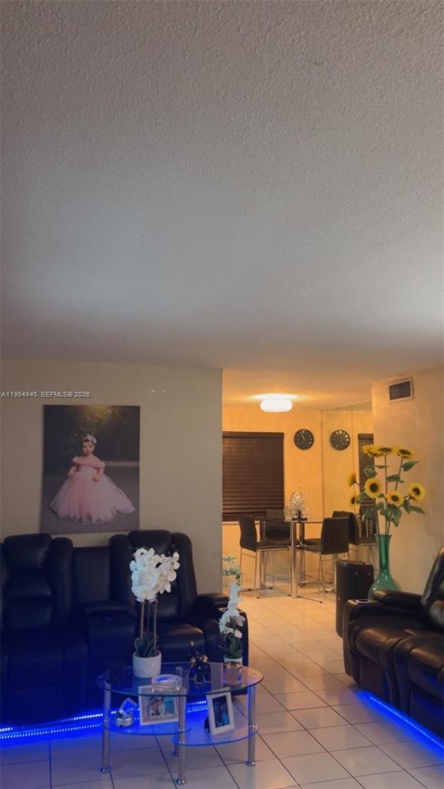 900 Tallwood Ave, Unit 206, Hollywood, FL 33021 Photo